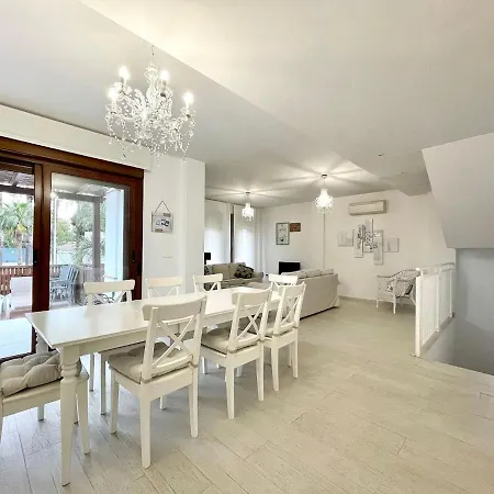 Belvilla By Oyo Playa & Golf Ii * Motril